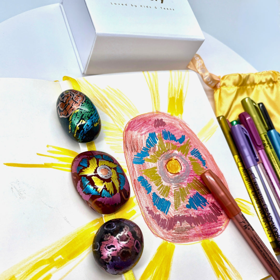 „Kristalų Kūrėjas“ – kūrybinis/edukacinis rinkinys vaikams (3 kristalai + flomasteriai + knygelė)