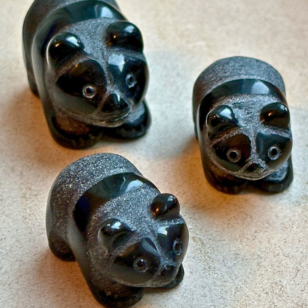 Turmalino meškučiai – natūralus kristalas, rankų darbo figūrėlės