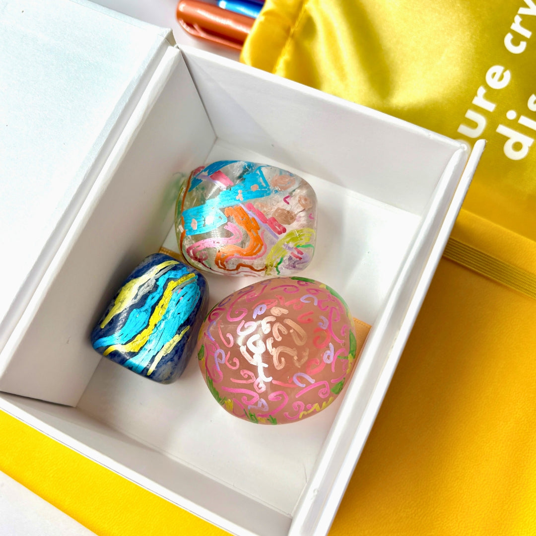 „Kristalų Kūrėjas“ – kūrybinis/edukacinis rinkinys vaikams (kristalai + flomasteriai + knygelė)