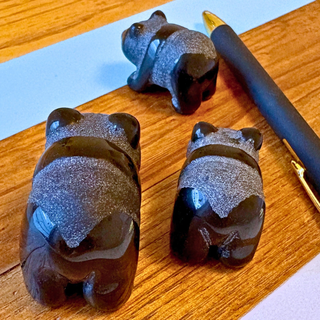 Turmalino meškučiai – natūralus kristalas, rankų darbo figūrėlės